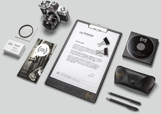 Uni-branding-mockup Uni-branding-mockup